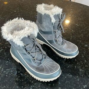 Ladies Sorel Winter Boots Gray size 8